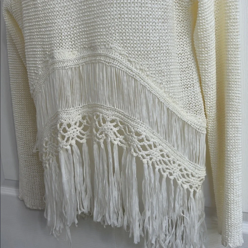 Rain + Rose Sweater Ivory Knit Sweater with Fringe NWOT size Medium - Picture 5 of 9